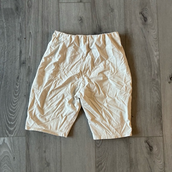 Pretty Little Thing Nude Bike Shorts - Picture 3 of 3